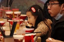 阿里前员工开出100家热干面门店！曾赔得员工工资发不出【最正宗的重庆火锅底料】